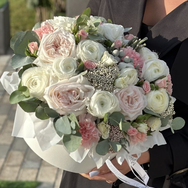 НЕЖНЫЕ ОБЪЯТИЯ